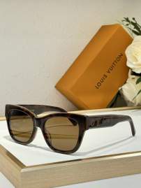 Picture of Louis Vuitton Sunglasses _SKUfw77619504fw